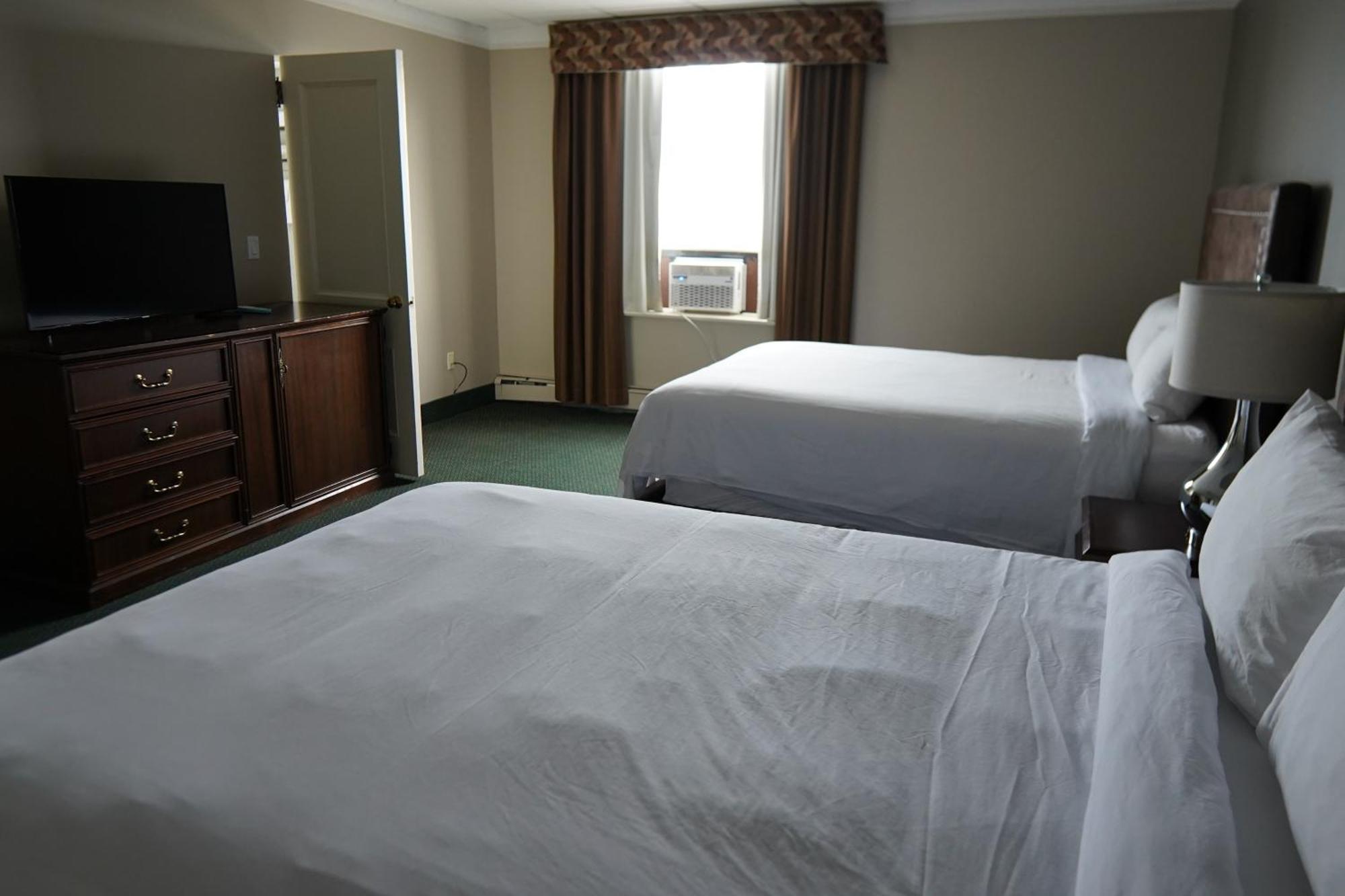 Prince Arthur Waterfront Hotel & Suites Thunder Bay Bagian luar foto