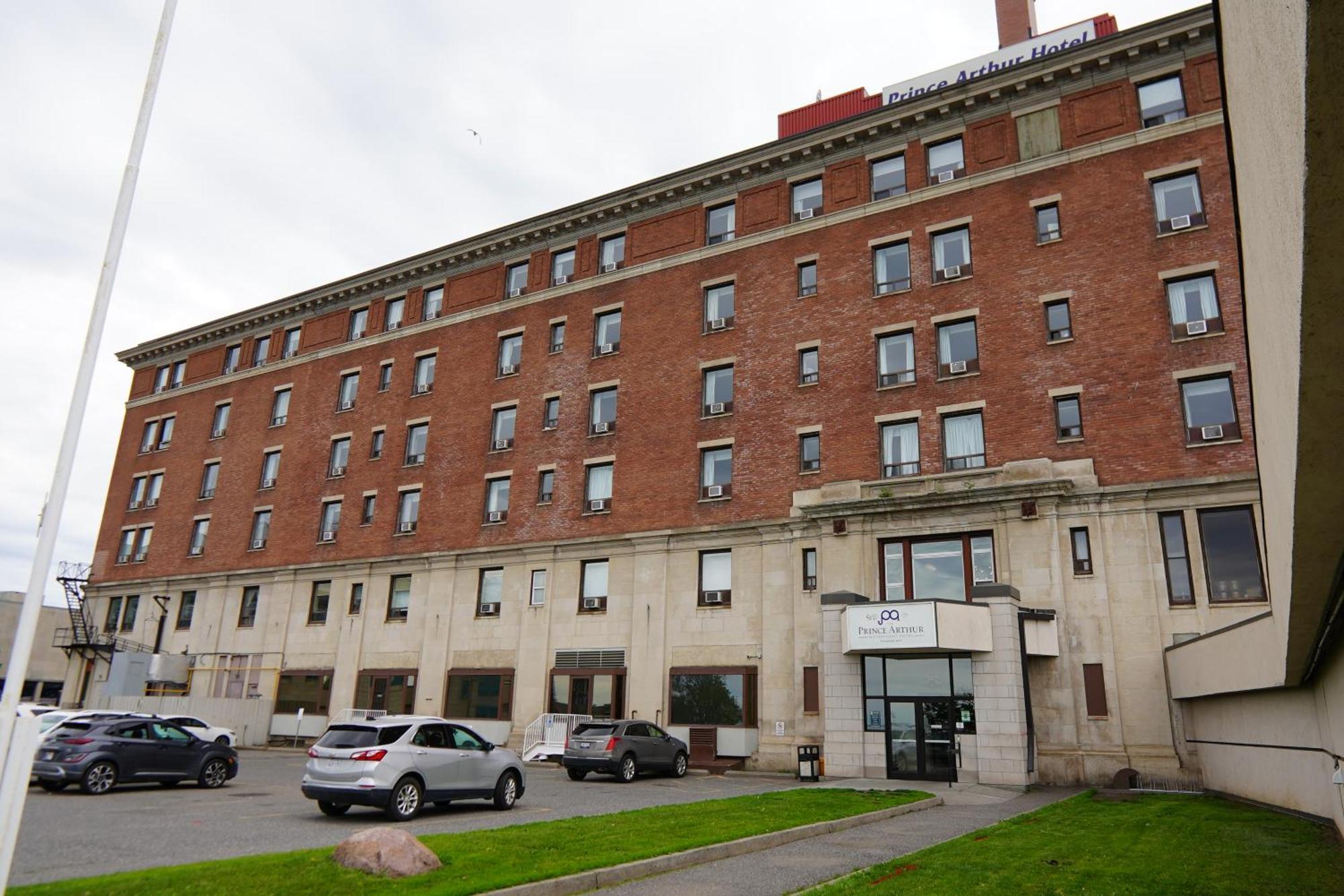 Prince Arthur Waterfront Hotel & Suites Thunder Bay Bagian luar foto