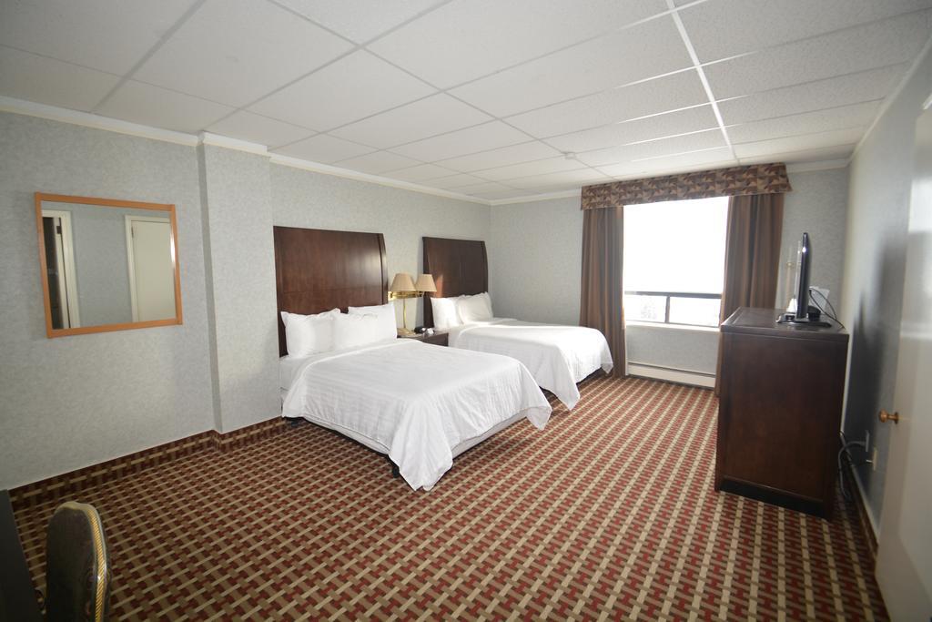 Prince Arthur Waterfront Hotel & Suites Thunder Bay Bagian luar foto