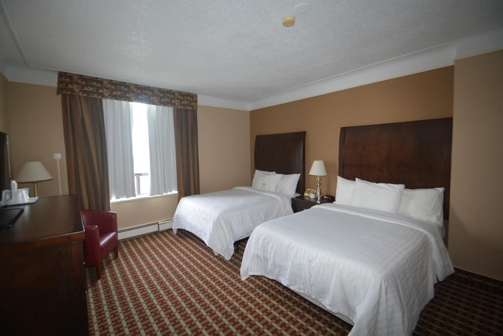 Prince Arthur Waterfront Hotel & Suites Thunder Bay Bagian luar foto