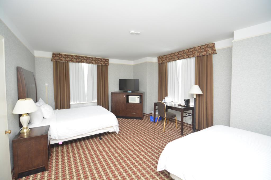 Prince Arthur Waterfront Hotel & Suites Thunder Bay Bagian luar foto