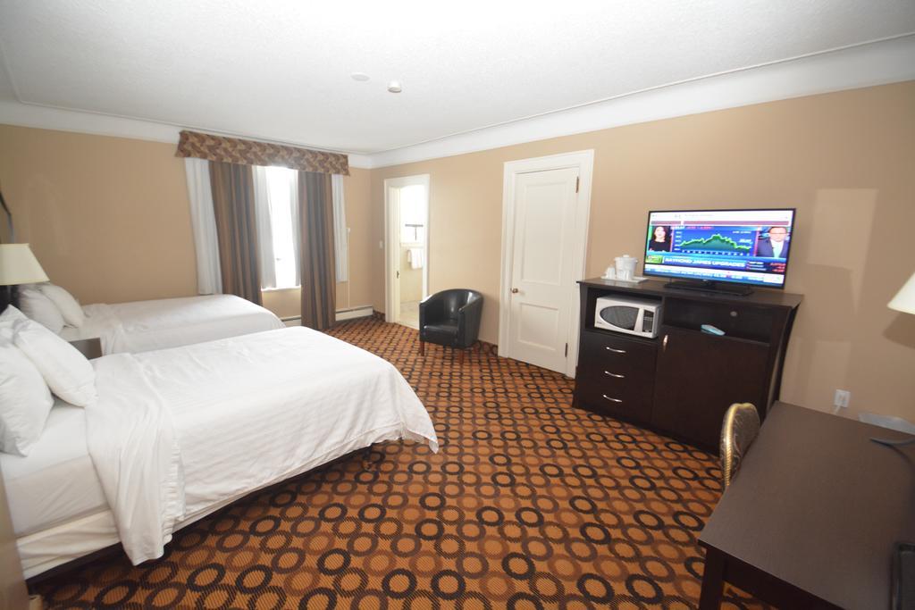 Prince Arthur Waterfront Hotel & Suites Thunder Bay Bagian luar foto