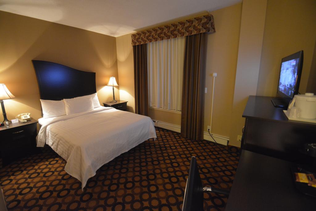 Prince Arthur Waterfront Hotel & Suites Thunder Bay Bagian luar foto