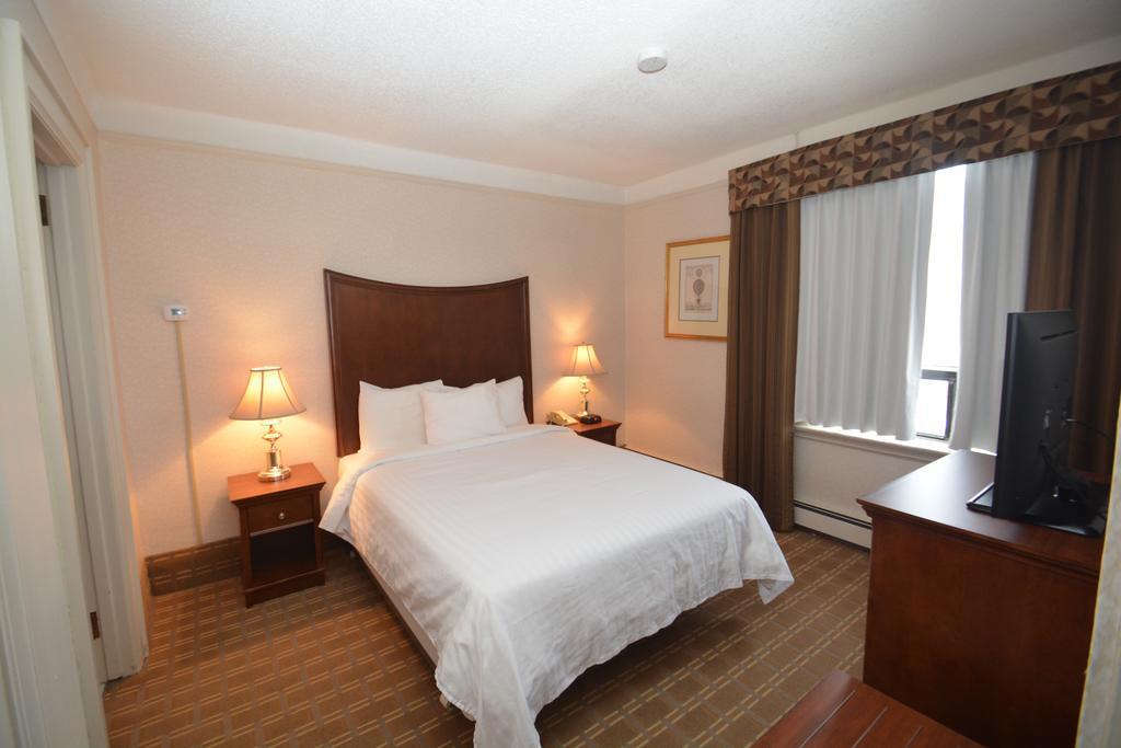 Prince Arthur Waterfront Hotel & Suites Thunder Bay Bagian luar foto