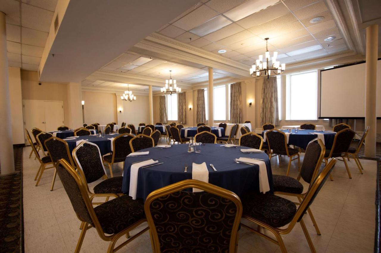 Prince Arthur Waterfront Hotel & Suites Thunder Bay Bagian luar foto