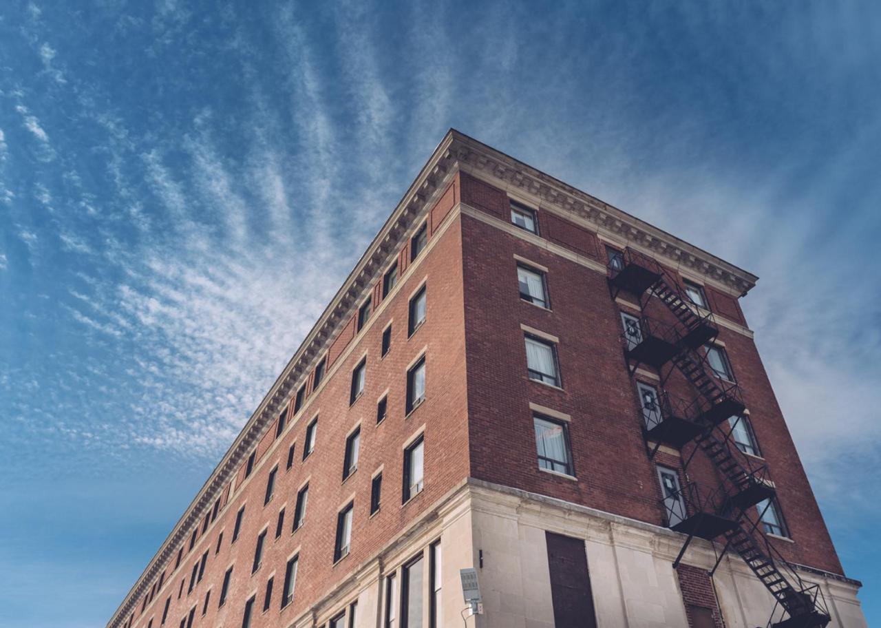 Prince Arthur Waterfront Hotel & Suites Thunder Bay Bagian luar foto