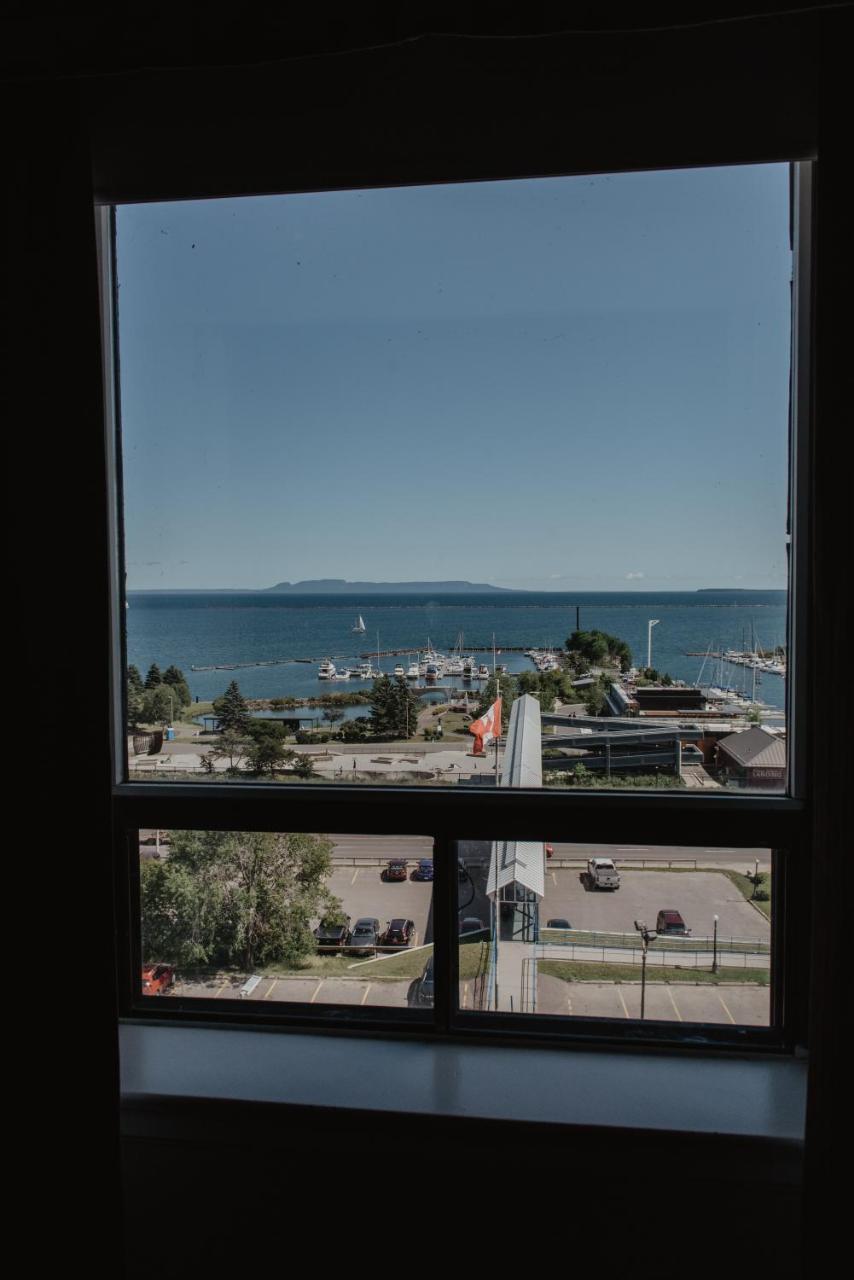 Prince Arthur Waterfront Hotel & Suites Thunder Bay Bagian luar foto